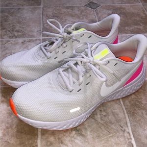 White Nike Shoes